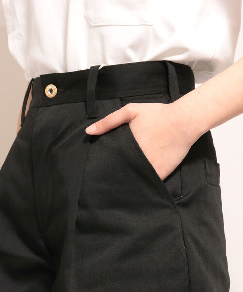 UNIVERSAL OVERALL（ユニバーサルオーバーオール）の「【UNIVERSAL OVERALL/ユニバーサルオーバーオール】WIDE PANTS（その他パンツ・レディース・ベージュ/ブラック・MEDIUM/SMALL）」の21枚目の写真