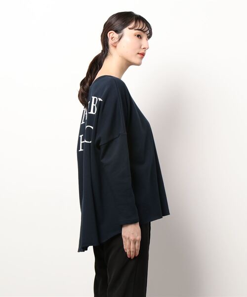 OUVRAGE CLASSE(ウヴラージュクラス)の「バックプリントスウェットプルオーバー(Tシャツ/カットソー・レディース・ピンク/アイボリー/オフホワイト/ネイビー・FREE)」の5枚目の写真