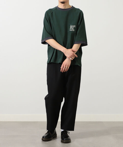BeAMS DOT(ビームスドット)の「【WEB限定】BeAMS DOT / リンガー ポケット Tシャツ(Tシャツ/カットソー・メンズ・ベージュ/グリーン・MEDIUM/LARGE)」の18枚目の写真