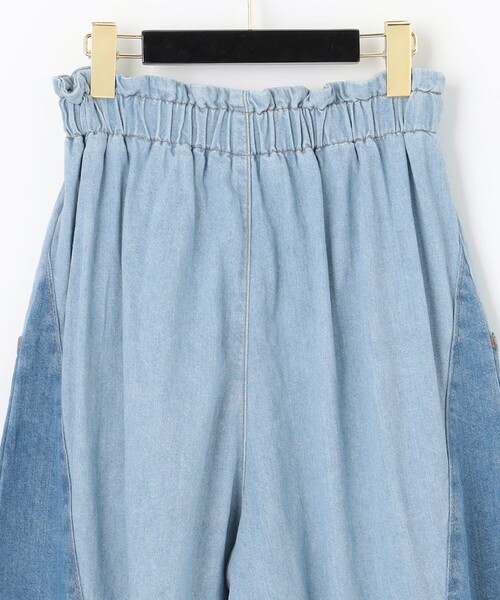GRACE CONTINENTAL(グレースコンチネンタル)の「ワイドイージーデニムパンツ2(デニムパンツ・レディース・サックスブルー・36)」の11枚目の写真
