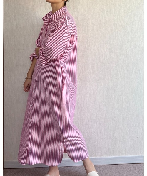 Ritzy(リッツィー)の「ロング丈 カラーストライプシャツワンピース(シャツワンピース・レディース・レッド/ブルー/アイボリー・M/L)」の9枚目の写真