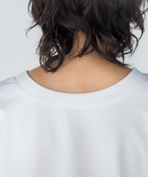 MAYSON GREY（メイソングレイ）の「【socolla】ステッチロゴヘルシープルオーバー≪洗濯機で洗える≫（Tシャツ/カットソー・レディース・ブラック/オフホワイト/ブルー・M）」の20枚目の写真