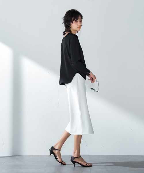 MAYSON GREY（メイソングレイ）の「【socolla】ステッチロゴヘルシープルオーバー≪洗濯機で洗える≫（Tシャツ/カットソー・レディース・ブラック/オフホワイト/ブルー・M）」の10枚目の写真