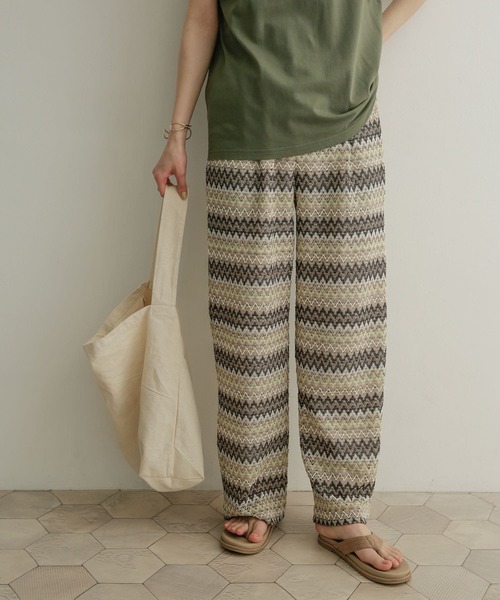 URBAN RESEARCH DOORS（アーバンリサーチドアーズ）の「ジャガードイージーパンツ（その他パンツ・レディース・ベージュ系その他/ブルー系その他/ピンク系その他・MEDIUM）」の4枚目の写真