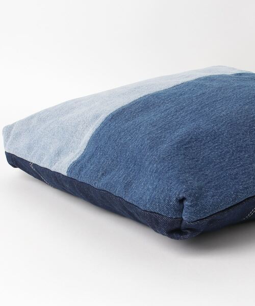 Levi's（リーバイス）の「LEVI’S(R) ACCESSORY PATCHWORK CARRY ALL（ショルダーバッグ・メンズ・ブルー・OS）」の3枚目の写真