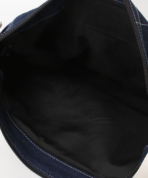 Levi's（リーバイス）の「LEVI’S(R) ACCESSORY PATCHWORK CARRY ALL（ショルダーバッグ・メンズ・ブルー・OS）」の4枚目の写真