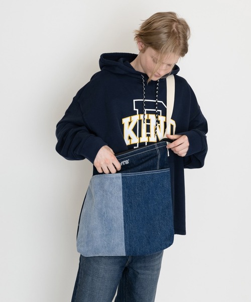 Levi's（リーバイス）の「LEVI’S(R) ACCESSORY PATCHWORK CARRY ALL（ショルダーバッグ・メンズ・ブルー・OS）」の9枚目の写真