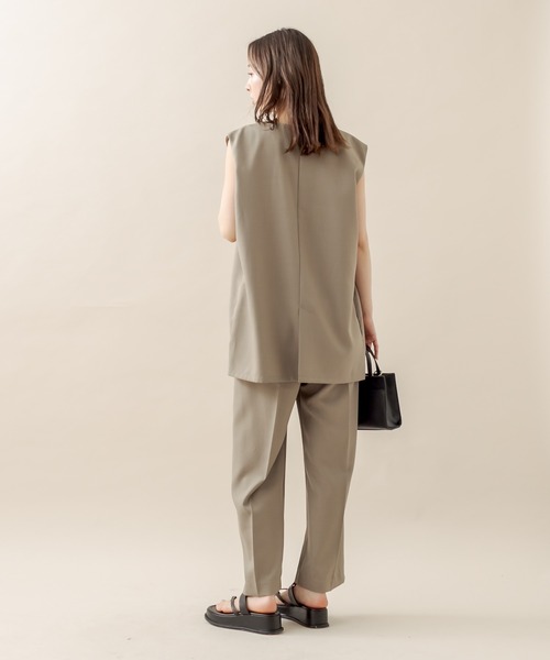 mline（エムライン）の「[mline] センタープレスパンツ（その他パンツ・レディース・ベージュ/ピンク/アイボリー/ブラック・1/2）」の5枚目の写真