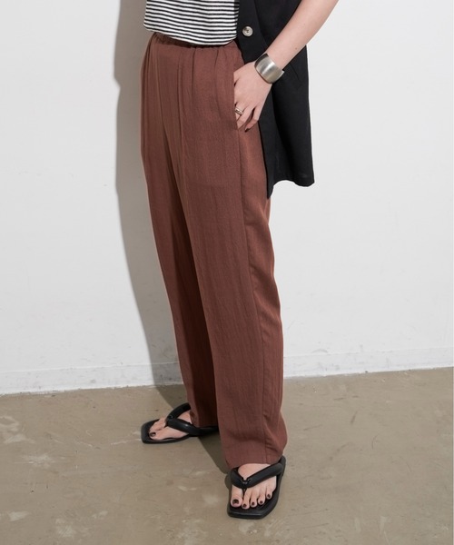 Aunt Marie's(アントマリーズ)の「リネンライクピンタックイージーパンツ(その他パンツ・レディース・ブラック/ブラウン/ピンク/ライム・FREE/S)」の12枚目の写真