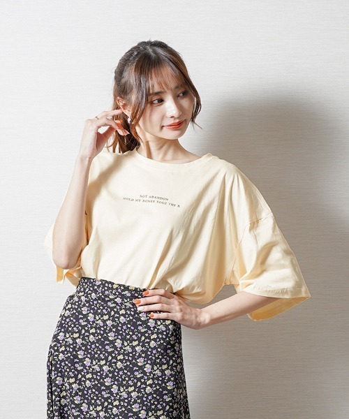 leune(ルネ)の「【leune】ベーシックロゴTシャツ(Tシャツ/カットソー・レディース・ピンク/ホワイト系・MEDIUM)」の6枚目の写真