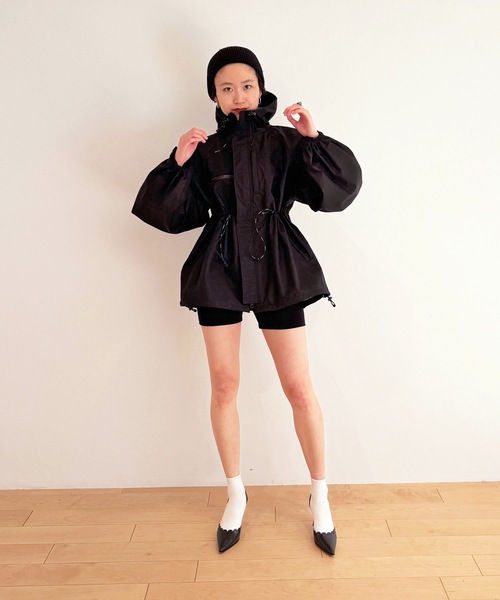 HOLIDAY(ホリデイ)の「WIND JACKET (WATER PROOF) ウィンドジャケット (ウォータープルーフ)(ナイロンジャケット・レディース・ブラック/ベージュ・ONE SIZE)」の19枚目の写真