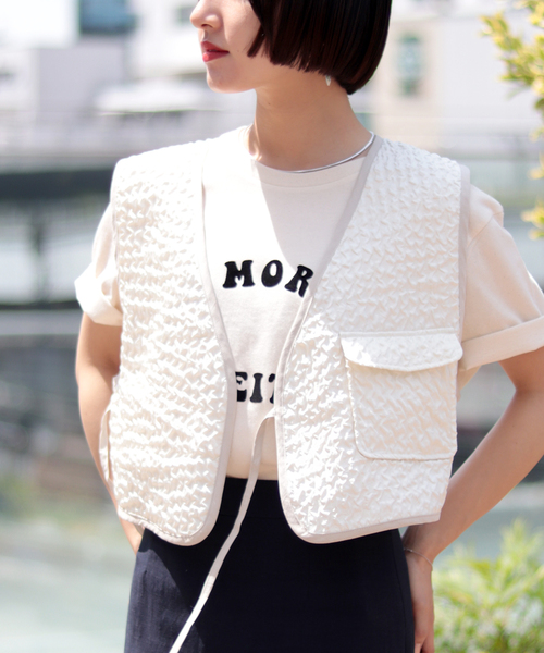 JOINT WORKS(ジョイントワークス)の「キルトライクベスト(ベスト・レディース・ホワイト/ブラック・FREE)」の2枚目の写真