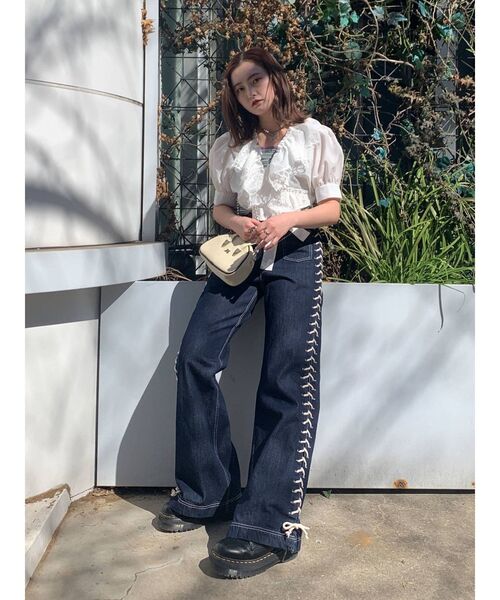 jouetie(ジュエティ)の「フロントポケットレースアップデニム(デニムパンツ・レディース・ブルー/ライトブルー/ブラック・MEDIUM/SMALL)」の20枚目の写真