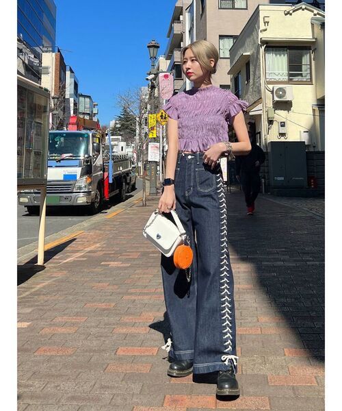 jouetie(ジュエティ)の「フロントポケットレースアップデニム(デニムパンツ・レディース・ブルー/ライトブルー/ブラック・MEDIUM/SMALL)」の22枚目の写真