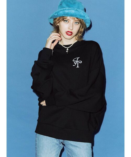 jouetie（ジュエティ）の「フラワーロゴルーズプルオーバー（スウェット・レディース・ブラック/グレー/ブルー・MEDIUM）」の4枚目の写真