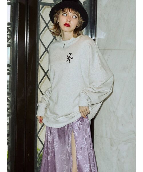 jouetie（ジュエティ）の「フラワーロゴルーズプルオーバー（スウェット・レディース・ブラック/グレー/ブルー・MEDIUM）」の15枚目の写真