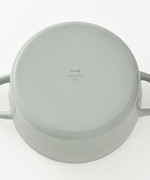 BRUNO(ブルーノ)の「ホーロー両手鍋 20cm(キッチンツール・レディース・グレイッシュベージュ/ブルー系その他・フリ-)」の4枚目の写真