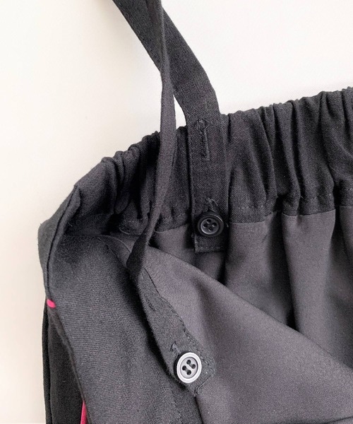 Q(キュー)の「サスペワイドパンツ(その他パンツ・レディース・グレイッシュベージュ/ブラック・MEDIUM)」の8枚目の写真