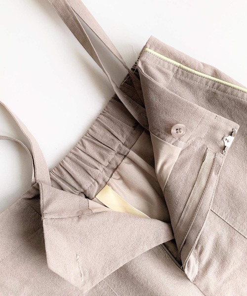 Q(キュー)の「サスペワイドパンツ(その他パンツ・レディース・グレイッシュベージュ/ブラック・MEDIUM)」の9枚目の写真