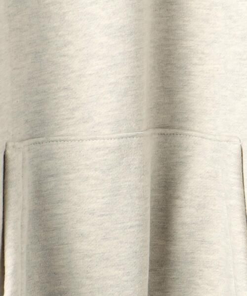 FOG ESSENTIALS（エフオージーエッセンシャルズ）の「＜FEAR OF GOD ESSENTIALS＞ HOODIE2/パーカー（パーカー・メンズ・ダークグレー/ライトグレー・S/L/M/XL）」の13枚目の写真