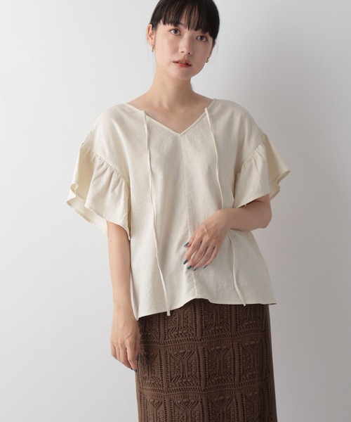 LOWRYS FARM（ローリーズファーム）の「アサレーヨンラッフルブラウス　344679（シャツ/ブラウス・レディース・ブラック/ブラウン/アイボリー/ボルドー・FREE）」の8枚目の写真