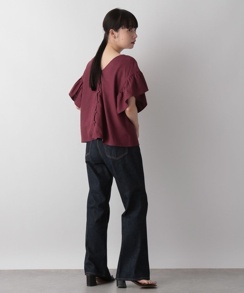 LOWRYS FARM（ローリーズファーム）の「アサレーヨンラッフルブラウス　344679（シャツ/ブラウス・レディース・ブラック/ブラウン/アイボリー/ボルドー・FREE）」の14枚目の写真