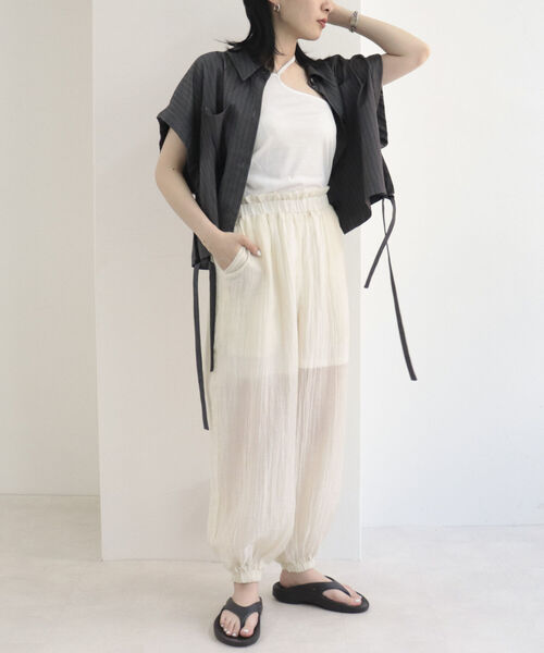 fredy repit（フレディレピ）の「レイヤードシャツベスト（ベスト・レディース・ブラック/チャコールグレー・38）」の11枚目の写真