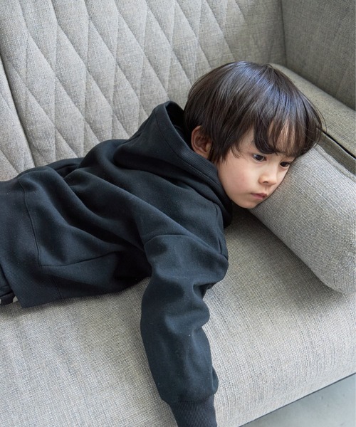 MAKE YOUR DAY(メイクユアデイ)の「ドロップショルダーポンチフーディ■80~140cm(スウェット・キッズ・ベージュ/カーキ/ブラック・140/130/80/120/110/100/90)」の7枚目の写真