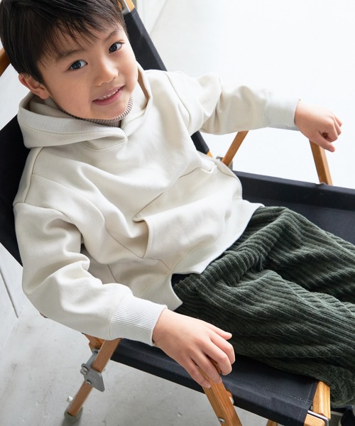 MAKE YOUR DAY(メイクユアデイ)の「ドロップショルダーポンチフーディ■80~140cm(スウェット・キッズ・ベージュ/カーキ/ブラック・140/130/80/120/110/100/90)」の21枚目の写真