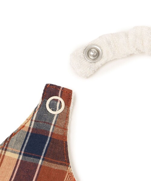 SHIPS（シップス）の「SHIPS KIDS:チェック リバーシブル スタイ（スタイ/よだれかけ・キッズ・ネイビー/オレンジ・ONE SIZE）」の4枚目の写真