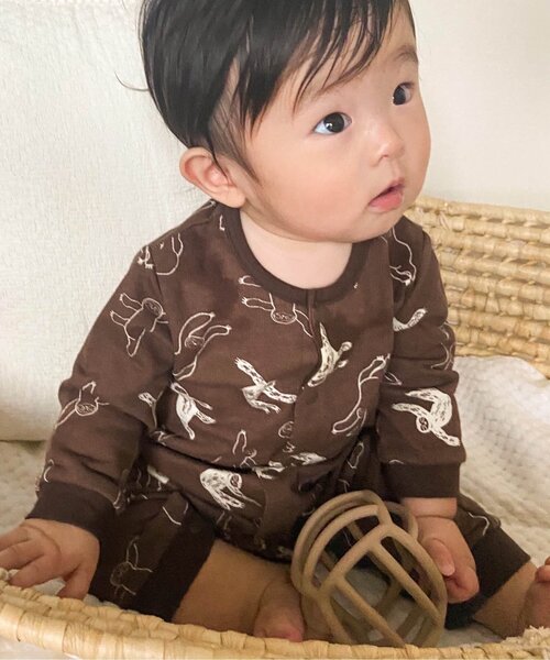 BREEZE(ブリーズ)の「総柄カバーオール マイファーストブリーズ (ロンパース・キッズ・ブラウン/マスタード/チャコール/サーモンピンク/オレンジ/ベージュ/その他3/ブルー/サックスブルー/ミント・70/60/80)」の3枚目の写真