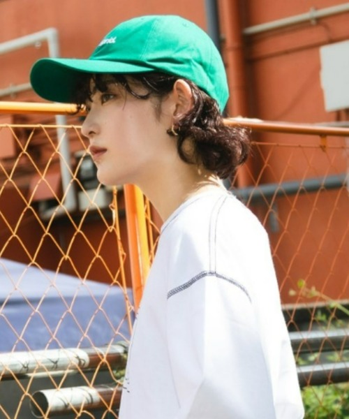 MAHAGRID(マハグリッド)の「『mahagrid/マハグリッド』BASIC LOGO BALL CAP/ベーシックデザイン ボールキャップ(キャップ・レディース・ブラック/ベージュ/ネイビー/グリーン・FREE)」の11枚目の写真
