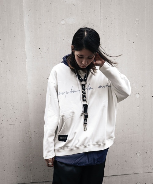 AFYF（エーエフワイエフ）の「SHARE ROOMS DORMAN SWEAT MAISON/シェアルーム ドルマン オーバーサイズ スウェット トレーナー（スウェット・レディース・オフホワイト/モカ/ブルー系その他/キナリ・FREE）」の13枚目の写真