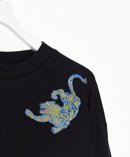 CONVERSE TOKYO(コンバーストウキョウ)の「虎刺繍ロンTEE(Tシャツ/カットソー・メンズ・ホワイト/ブラック・FREE)」の9枚目の写真