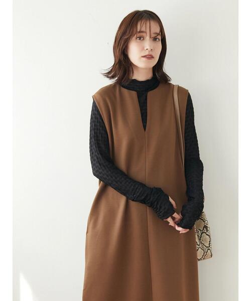 Green　Parks（グリーンパークス）の「キーネックダンボールワンピース（ワンピース・レディース・キャメル/ブラック/ブルー・FREE）」の9枚目の写真