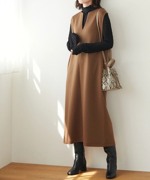 Green　Parks（グリーンパークス）の「キーネックダンボールワンピース（ワンピース・レディース・キャメル/ブラック/ブルー・FREE）」の3枚目の写真