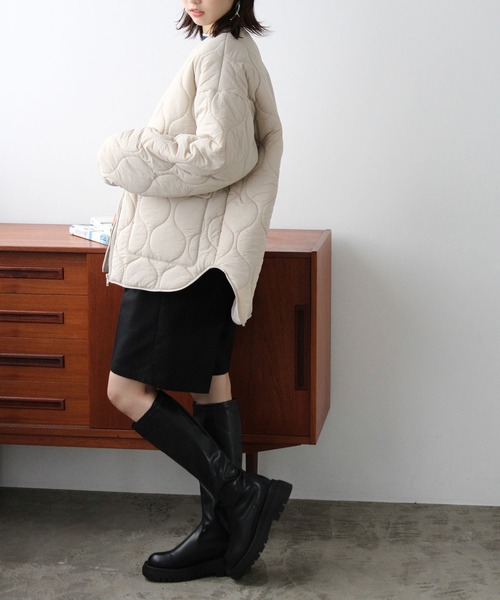 GeeRA（ジーラ）の「ラウンドヘムキルティングコート（ミリタリージャケット・レディース・ブラック/カーキ/アイボリー・MEDIUM/LARGE）」の16枚目の写真