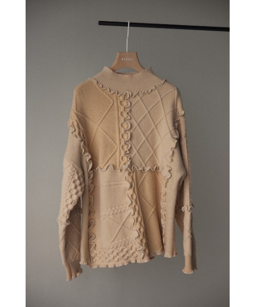 BLACK BY MOUSSY（ブラックバイマウジー）の「mellow knit tops（メロウニットトップス）（ニット/セーター・レディース・ホワイト/グレー・FREE）」の8枚目の写真