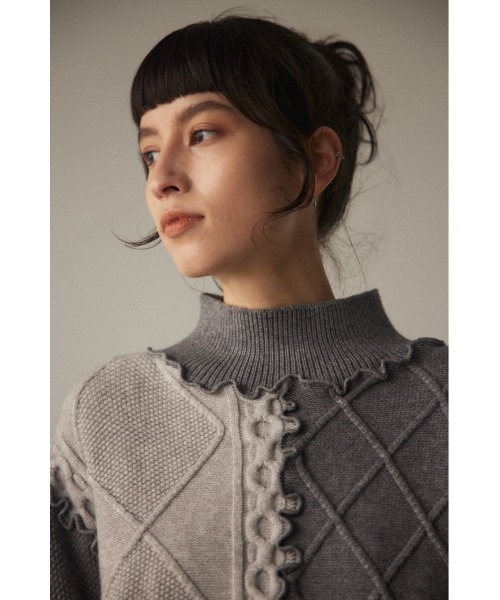 BLACK BY MOUSSY（ブラックバイマウジー）の「mellow knit tops（メロウニットトップス）（ニット/セーター・レディース・ホワイト/グレー・FREE）」の19枚目の写真