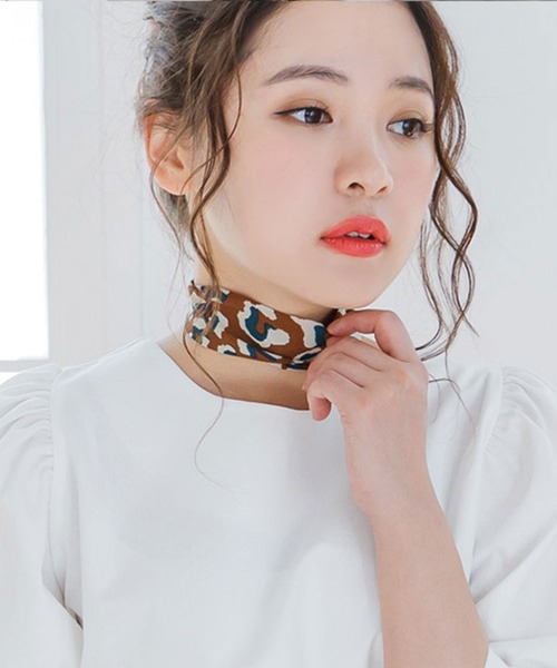 極美品 モノトーン バンダナ エルメス ツイリー レオパード ヒョウ 星 スター 極美品 モノトーン バンダナ エルメス ツイリー レオパード