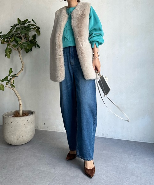 DouDou（ドゥドゥ）の「【WEB限定】エンボスロゴスウェット（スウェット・レディース・チャコールグレー/オフホワイト/ブルー・FREE）」の6枚目の写真