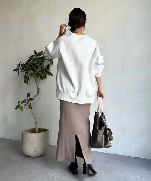 DouDou（ドゥドゥ）の「【WEB限定】エンボスロゴスウェット（スウェット・レディース・チャコールグレー/オフホワイト/ブルー・FREE）」の18枚目の写真