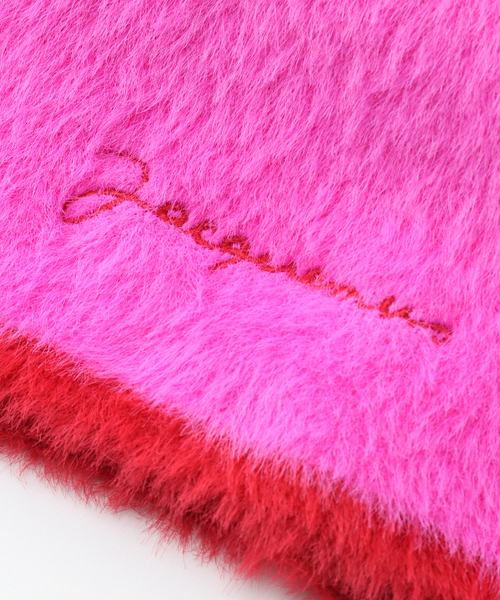 JACQUEMUS（ジャックムス）の「【JACQUEMUS / ジャックムス】 L ECHARPE NEVE（マフラー・メンズ・アイボリー/ピンク・FREE）」の7枚目の写真