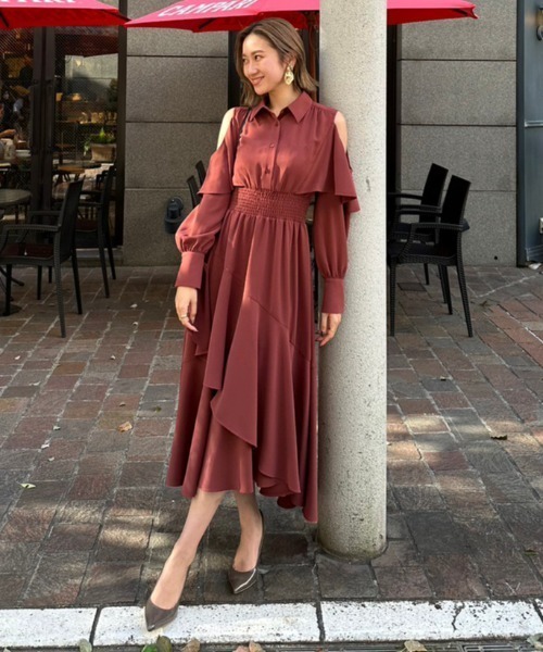 rienda（リエンダ）の「オープンショルダーフリルボウタイワンピース