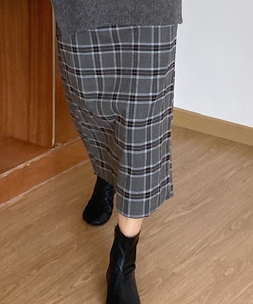 DAY CLOSET(デイ クローゼット)の「大人チェック柄バックスリットタイトスカート ミモレ丈(スカート・レディース・ブルー/グレー・M/S/L)」の5枚目の写真
