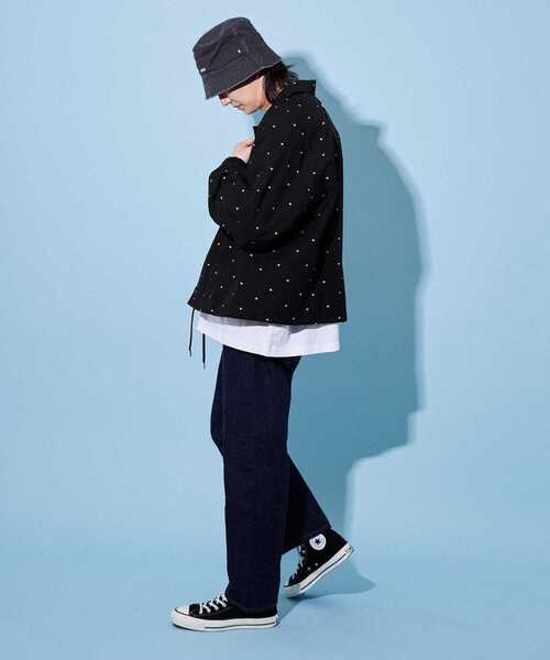 CONVERSE TOKYO（コンバーストウキョウ）の「星柄★ オーバーサイズ コーチジャケット（シャツ/ブラウス・メンズ・ブラック・FREE）」の3枚目の写真