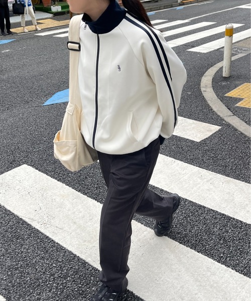 BROKEN BASE（ブロークンベース）の「ワンポイント刺繍トラックジャケット（ブルゾン・メンズ・ネイビー/アイボリー/オリーブ・MEDIUM/LARGE）」の12枚目の写真