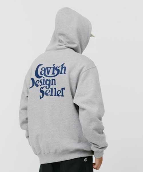 Cavish（カビシ）の「A'GEM/9 × .kom『CAVISH/カビシ』SELLER LOGO HOODIE/セラーロゴ フーディー プルオーバーパーカー（パーカー・メンズ・ブラック/ブルー/チャコールグレー/ライトグレー・L）」の4枚目の写真