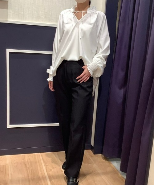 TOKYO SHIRTS(トウキョウシャツ)の「COFREX フリル衿 ラグラン袖 長袖ブラウス(ビジネスシャツ・レディース・ホワイト・M/L)」の17枚目の写真