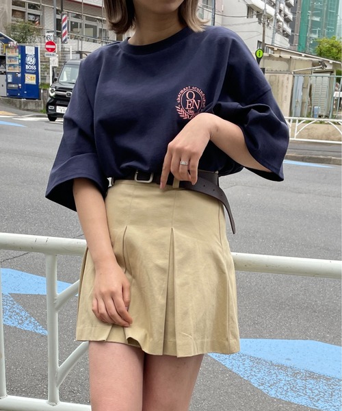 one way(ワンウェイ)の「ビッグロゴTシャツ(Tシャツ/カットソー・レディース・ブラック/ブルー/パープル/ホワイト・FREE)」の15枚目の写真